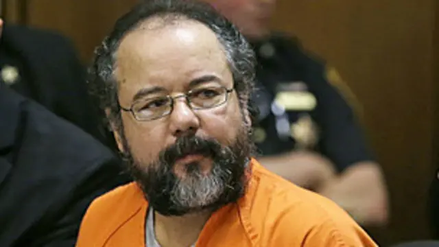 میں بیمار اور سیکس کا عادی تھا: کاسترو