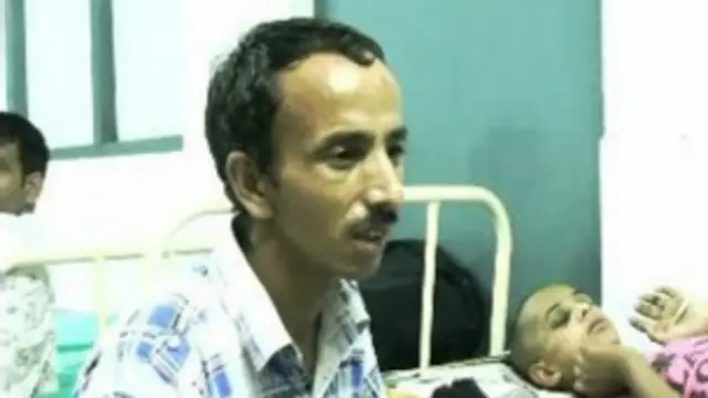 उत्तराखंड में आई बाढ़ से प्रभावित बच्चा यशपाल के पिता.