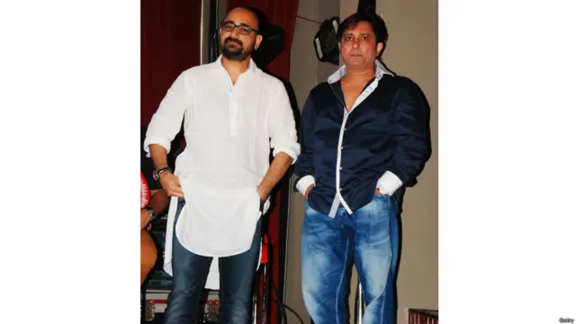 कोक स्टूडियो एमटीवी सीज़न-3 म्युज़िकल कार्यक्रम के लॉन्च में संगीतकार हितेश सोनिक और गायक सुखविंदर सिंह. 