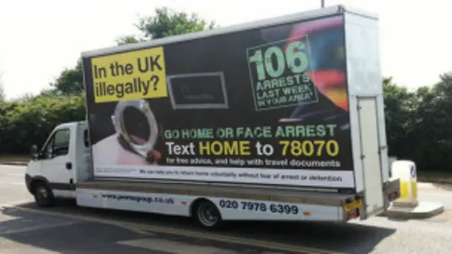 نفت الخارجية البريطانية أن تكون رسائلها قصد بها العنصرية.