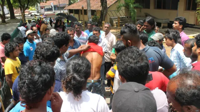 තුවාල ලැබූ ගම්වාසීන්