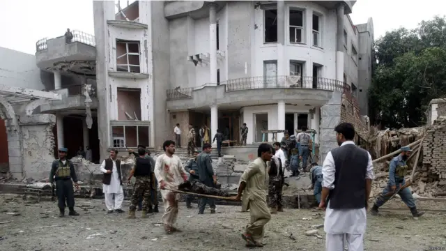 भारतीय वाणिज्य दूतावास पर हमला