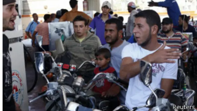 Ссора на пустой бензозаправке в секторе Газа