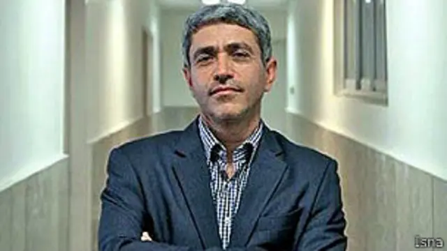 برخی منابع نوشته‌اند علی طیب‌نیا، وزیر اقتصادی نیز عضو گروهی بوده که به سفارت آمریکا حمله کرد. او چند ماه پیش به واشنگتن پایتخت آمریکا سفر کرده بود.