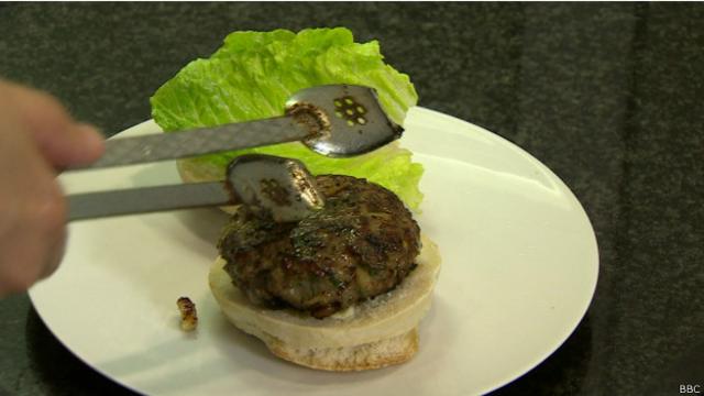 Hambúrguer comum | Foto: BBC