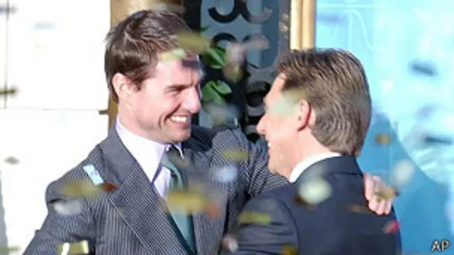 A Cientologia conta com um grupo grande de nomes famosos, como o ator Tom Cruise, para divulgar suas idéias
