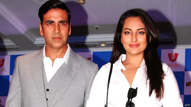 अक्षय कुमार, सोनाक्षी सिन्हा