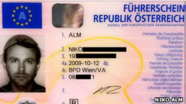 Lukas Novy não é o primeiro Pastafari a aparecer com uma peneira em sua licença: em 2011, um tribunal na Áustria concedeu a mesma permissão a Niko Alm