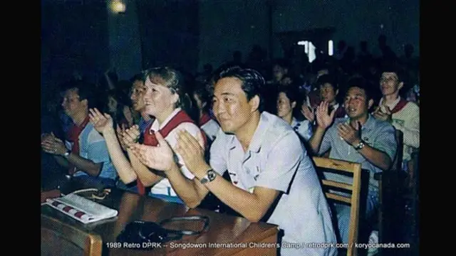 منظمو المخيم يعرضون برامج للمنح الدراسية والنفقات المخفضة من أجل اجتذاب طلاب اجانب