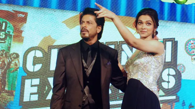 शाहरुख़ ख़ान और दीपिका पादुकोण