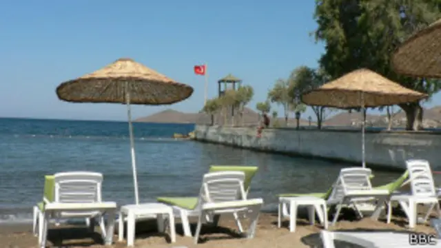 Пустой пляж в Турции