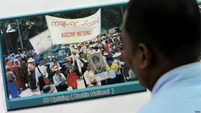 बर्मा में लोकतंत्र के लिए संघर्ष की शुरुआत की 25 वीं वर्षगांठ