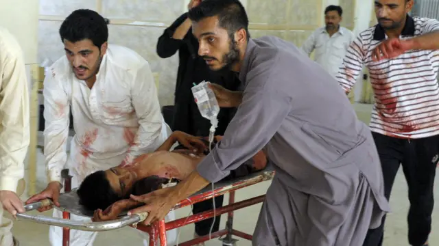 حملے میں زخمی ہونے والا ایک شخض ہسپتال میں