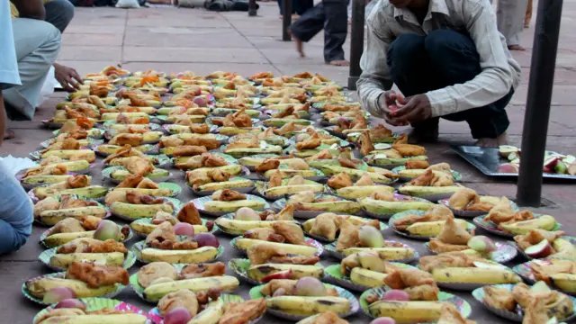 जामा मस्जिद, इफ्तार