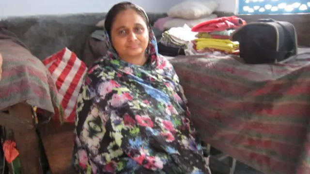 अरशी के पति सात साल से बिस्तर पर पड़े हैं. 