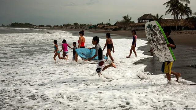 Imágenes de Myles Estey