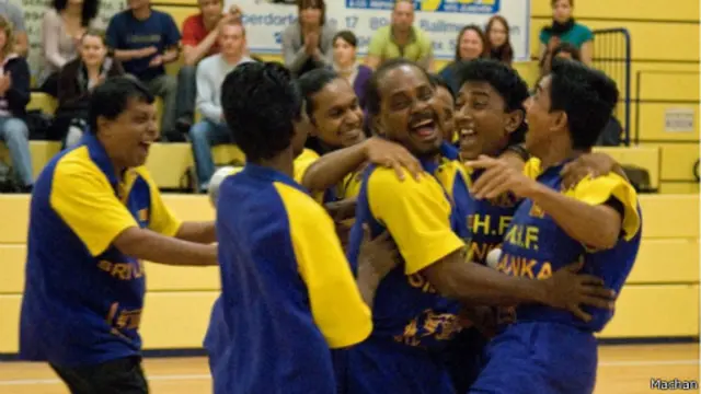 මචං චිත්‍රපටයේ දර්ශණයක්