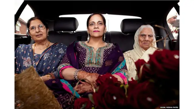 ब्रिटेन में रह रहे एशियाई मूल के लोग