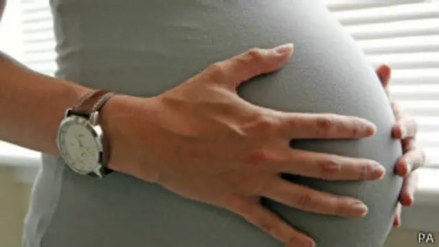 Mulher grávida Foto: PA