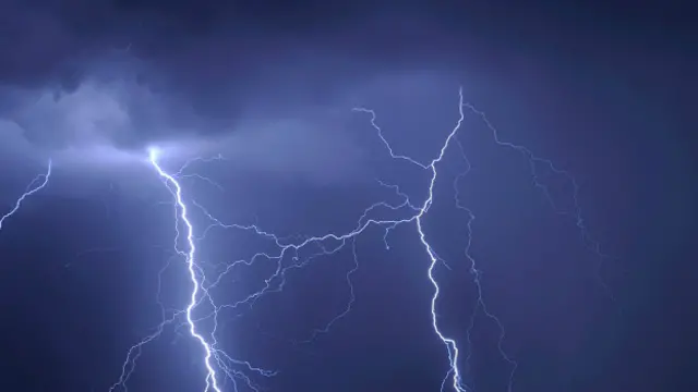 आसमानी बिजली