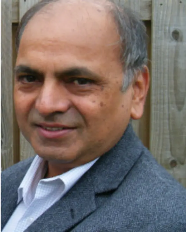 गणेश डेवी