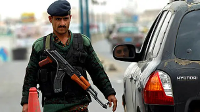 امریکہ نے بھی مشرق وسطیٰ، شمالی افریقہ اور ایشیا کے کئی ممالک میں اپنے سفارت خانے اور قونصلیٹ کچھ عرصہ بند رکھے تھے