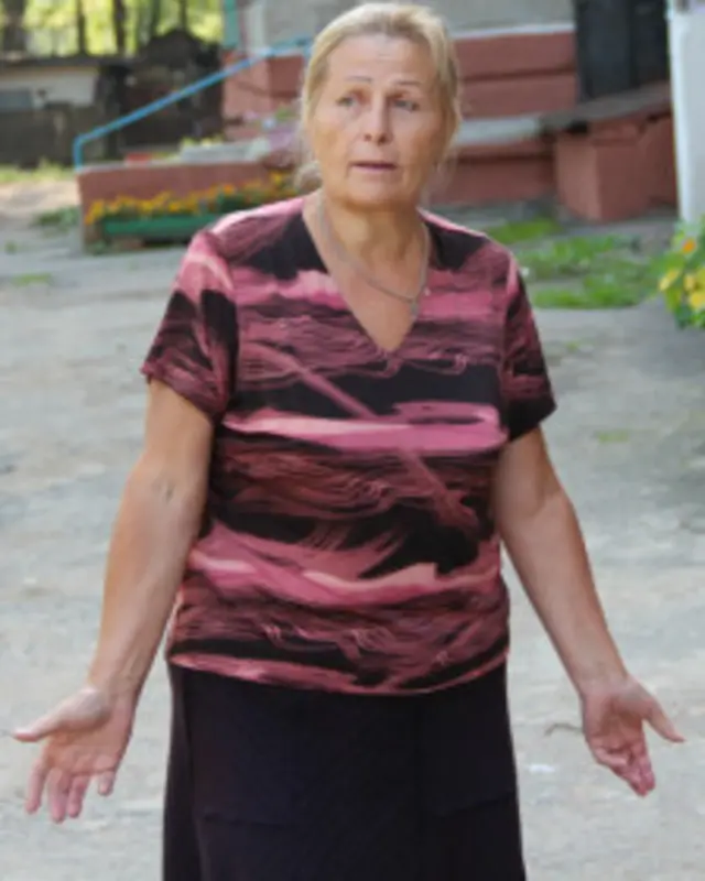 Елена Гордиева говорит, что по запаху воздуха узнает цех, в котором производили химикат