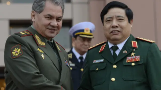PHùng Quang Thanh và Shoigu