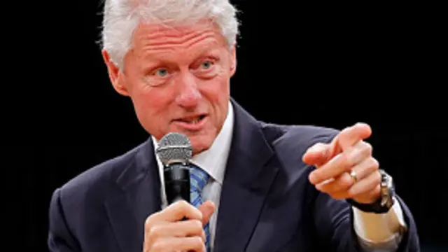 بیل کلینتون رئیس جمهور وقت آمریکا از حزب دمکرات