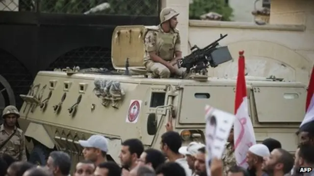 من المتوقع أن تبدأ عملية انهاء الاعتصام بتطويقه أولا