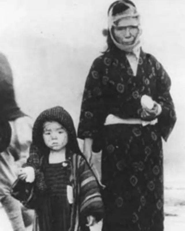 1945年8月8日，美国在长崎投放第二枚原子弹，代号“胖子”