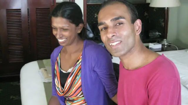 නිමල් සමන්ත සිය නැගණිය චාමලී ලක්මාලි සමඟ