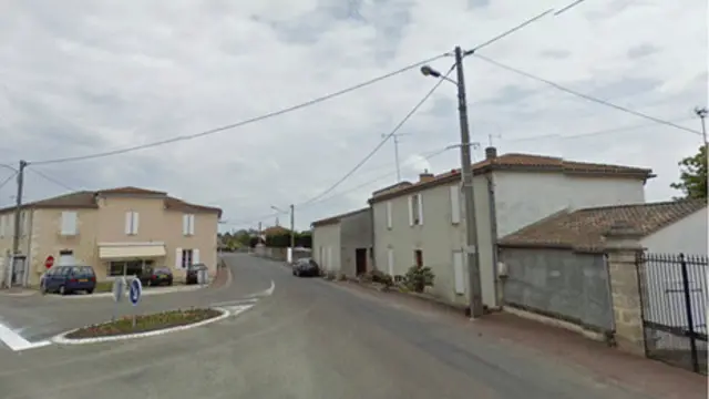 聖瑟蘭德屈爾薩克人口只有700