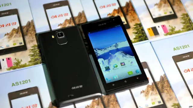 Telepon 'Arirang' tampak dari dekat, AFP