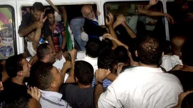 Không khí ăn mừng trên Dải Gaza