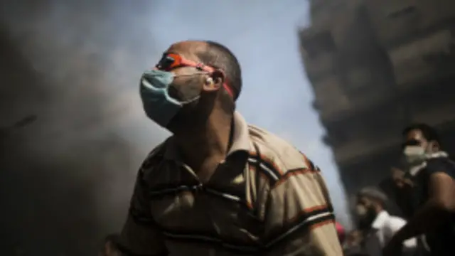 ’اخوان المسلمین کے کارکنوں اور حامیوں کے خلاف کارروائی نے مصر کے بحران کو مزید گہرا اور شدید کر دیا ہے۔‘