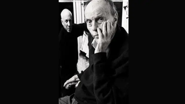 کارل نسیار، معمار نروژى، کسى که از پیکاسو دعوت کرد تا در پروژه هنرى دیوارنگارى ساختمان هاى دولتى اسلو شرکت کند، همکاری نسیار و پیکاسو، به مدت ۱۷ سال و تا زمان مرگ پیکاسو در سال ۱۹۷۳ ادامه یافت.