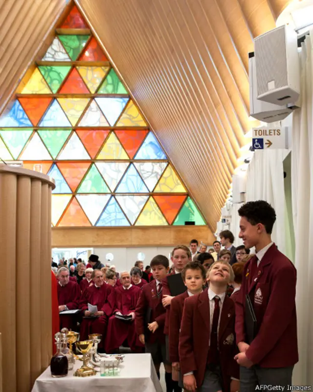 गत्ते का चर्च