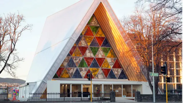 गत्ते का चर्च