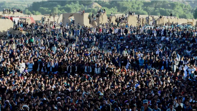 هزاران نفر در این کنسرت شرکت کردند.