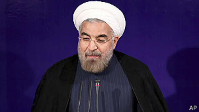 ईरान के राष्ट्रपति हसन रूहानी ने 18 सदस्यीय मंत्रिमंडल का गठन किया है, जिनमें से 15 सदस्यों को संसद की मंजूरी मिल गई है. 
