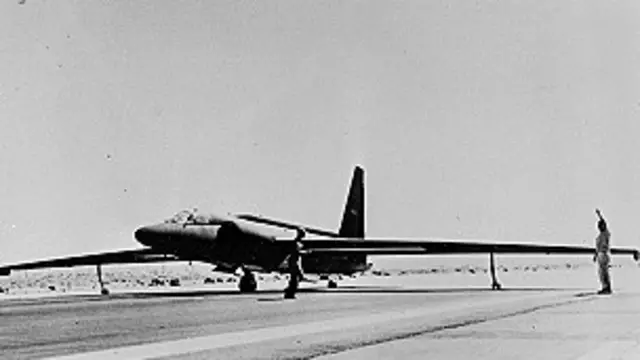 pesawat u-2