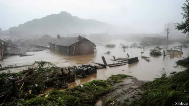 吉林桦甸遭水淹的民居（2013/08/16）