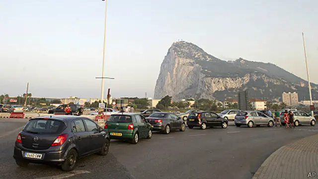 Embotellamiento de tráfico en la frontera