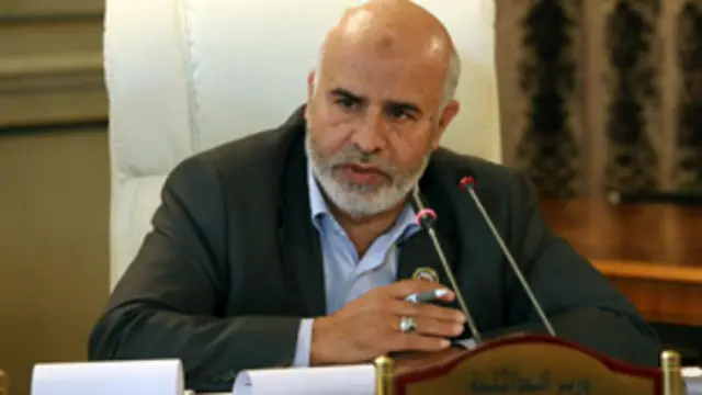 الوزير المستقيل محمد خليفة الشيخ