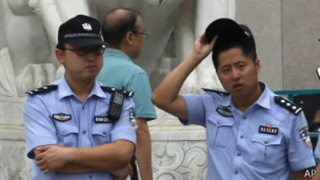 Китайские полицейские