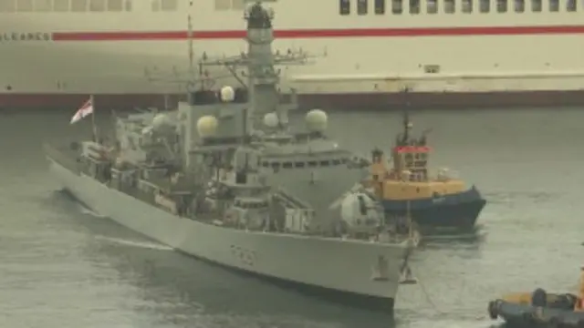 英国皇家海军军舰HMS威斯敏斯特号。