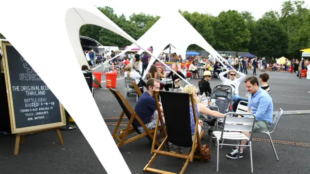 英国夏季美食节，品尝美味与欢乐