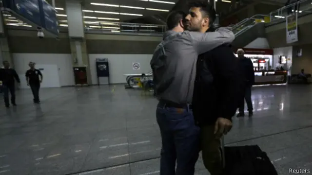 Glenn Greenwald e David Miranda | Foto: Reuters