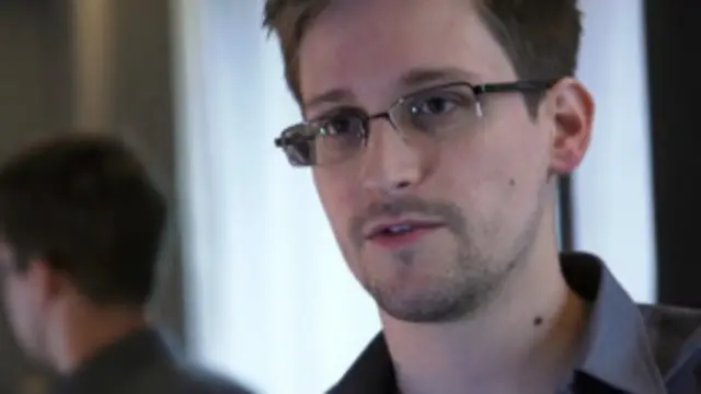 امریکہ ایڈورڈ سنوڈن کے خلاف ملک سے غداری کا مقدمہ دائر کر چکا ہے